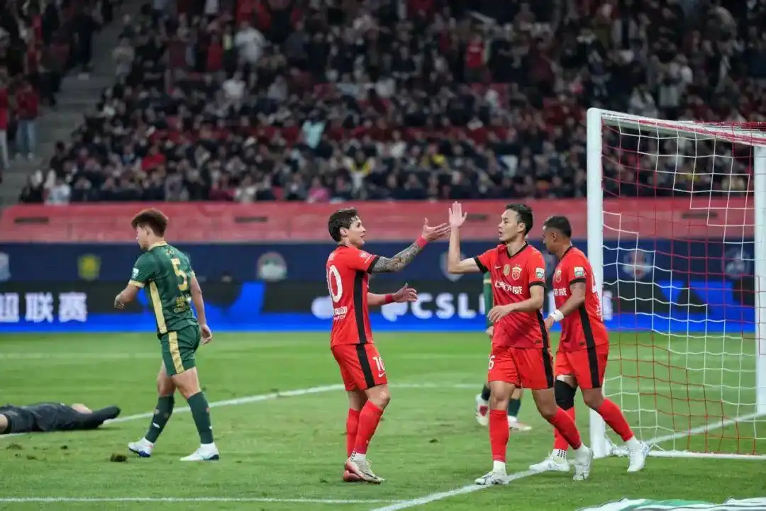 海港，只差最后一分