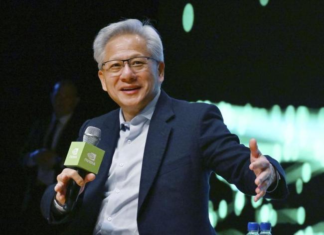 黄仁勋：低估中国的实力那就太愚蠢了