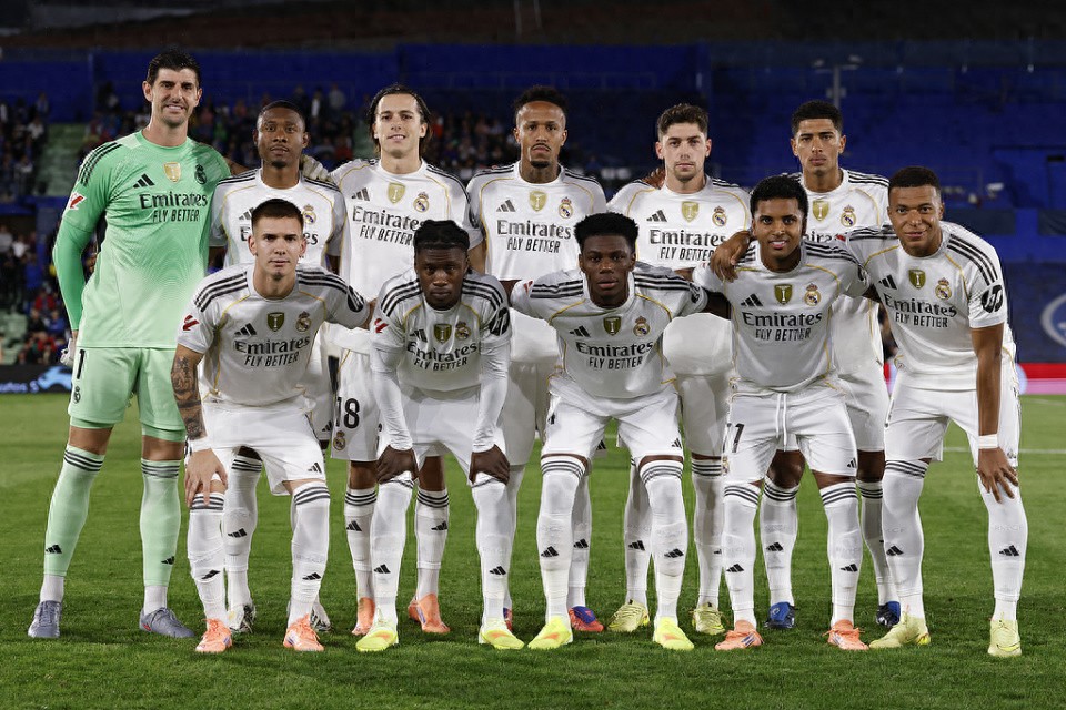 大结局了！皇马不续了？功勋铁卫今夏告别伯纳乌？