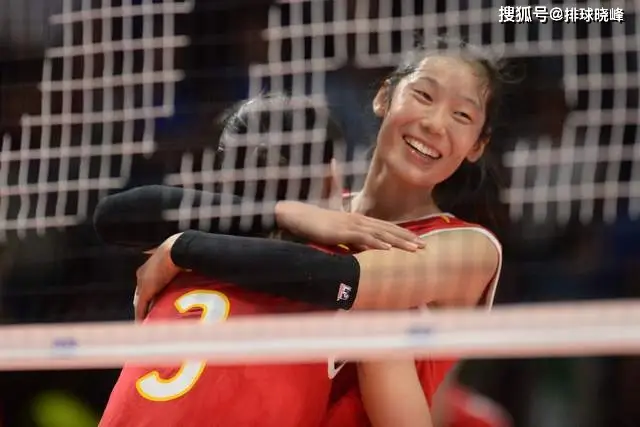 2014女排世锦赛小组赛 中国队 对阵 日本队 五局苦战 获得五连胜_日本女排8号