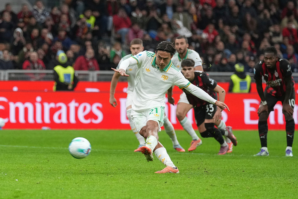 哈兰德双响助曼城摘下樱桃 10场13球超英超10队进球数_谢尔基曼城助攻_哈兰德曼城进球数