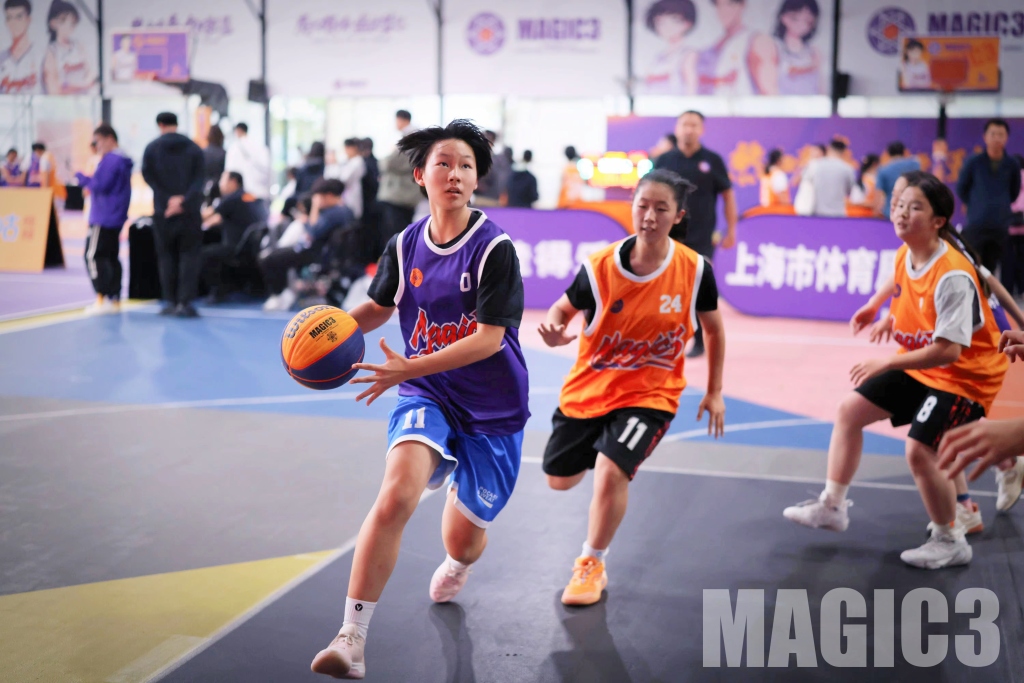 哈兰德曼城进球数_哈兰德双响助曼城摘下樱桃 10场13球超英超10队进球数_谢尔基曼城助攻