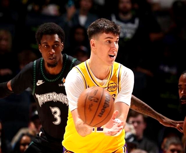 热火22连胜_湖人节奏控制_海斯表现