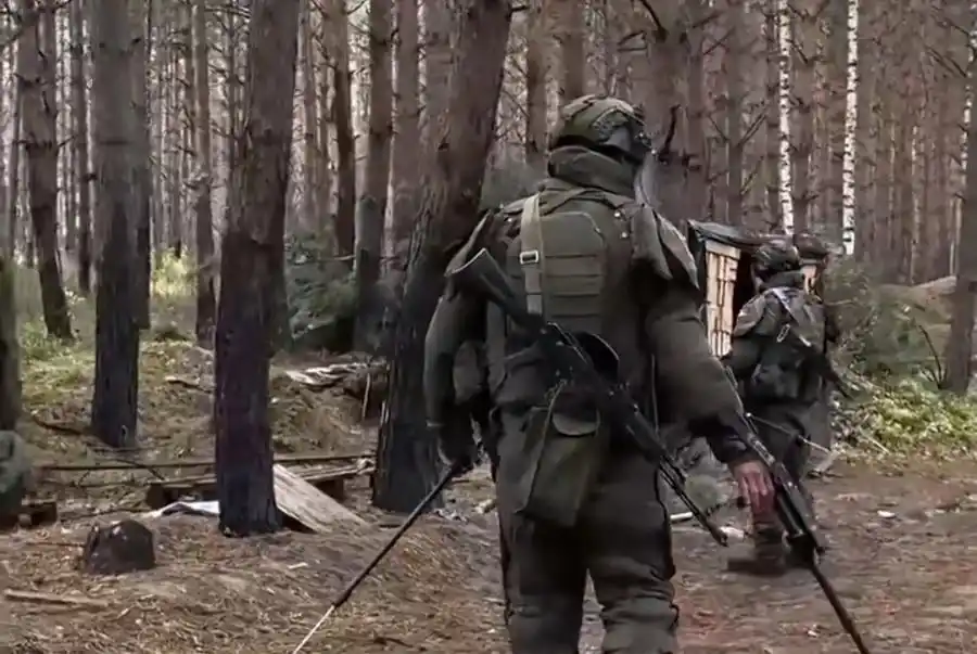 朝武装力量部队在俄排雷画面曝光_金正恩支持俄罗斯特别军事行动_俄罗斯库尔斯克州排雷工作 朝鲜武装力量参与