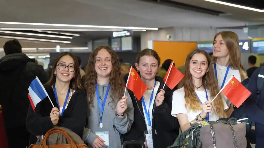 中法文化旅游年合作成果_中法人文交流加速双向奔赴_习主席这样引领中法关系