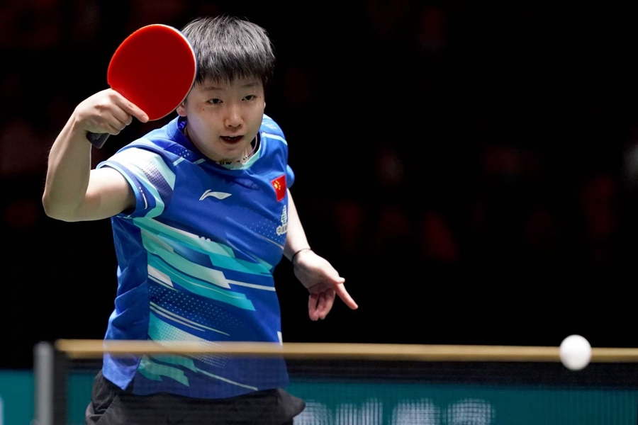 2025国际乒联混合团体世界杯中国队8比4战胜德国队孙颖莎王楚钦表现分析_组图：王楚钦单打输球双打取分 中国队8-4德国七连胜_混合团体赛制特点及中国乒乓球队备战策略