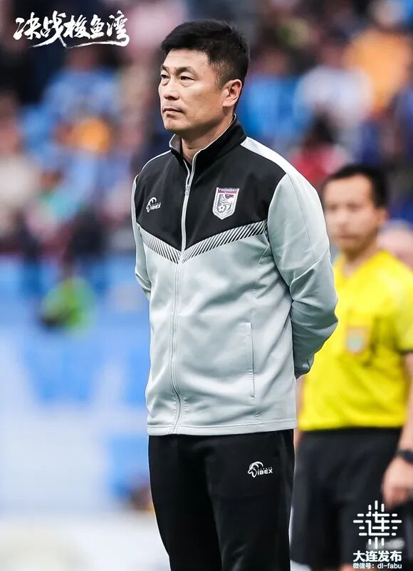 全网首发，足球纪录电影《决战梭鱼湾》明日12:00登陆爱奇艺_决战梭鱼湾 爱奇艺纪录频道 首部足球纪录电影