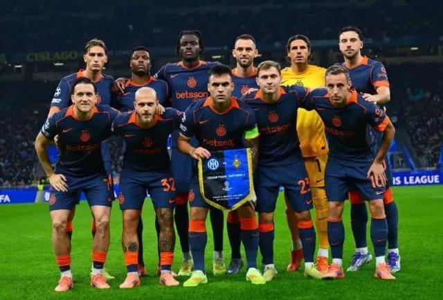 欧冠赛程积分榜_欧冠E组四队同积7分谁出线_卡拉巴克主场不败纪录