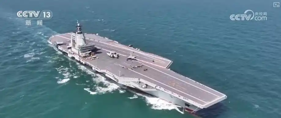 中国首艘电磁弹射型航空母舰福建舰建造过程_从下水到入列 重温福建舰一个个首次_福建舰电磁弹射技术优势