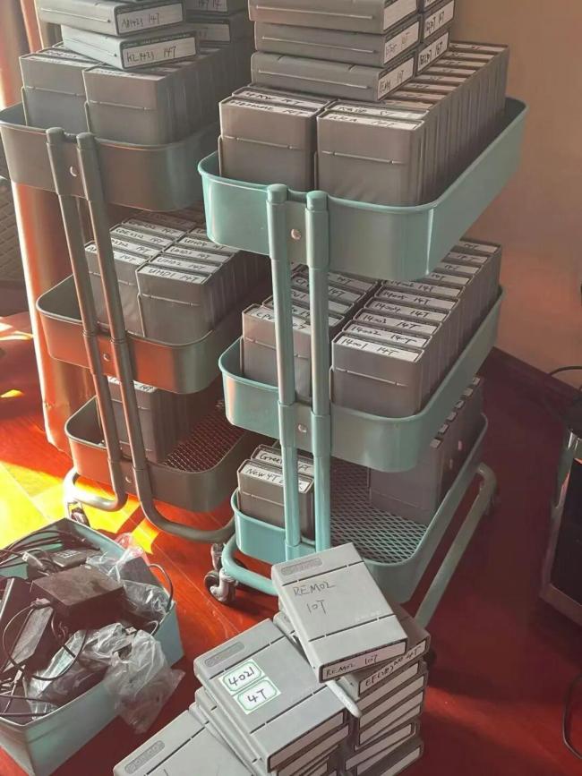 年轻人患上“电子囤积癖” 新时代的空间管理难题