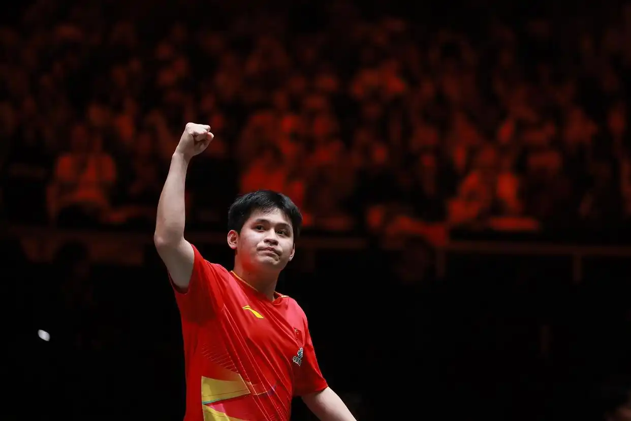 国乒决赛8比1战胜日本队_组图：国乒晋级混合团体世界杯决赛 激动庆祝胜利_2025国际乒联混合团体世界杯中国三连冠