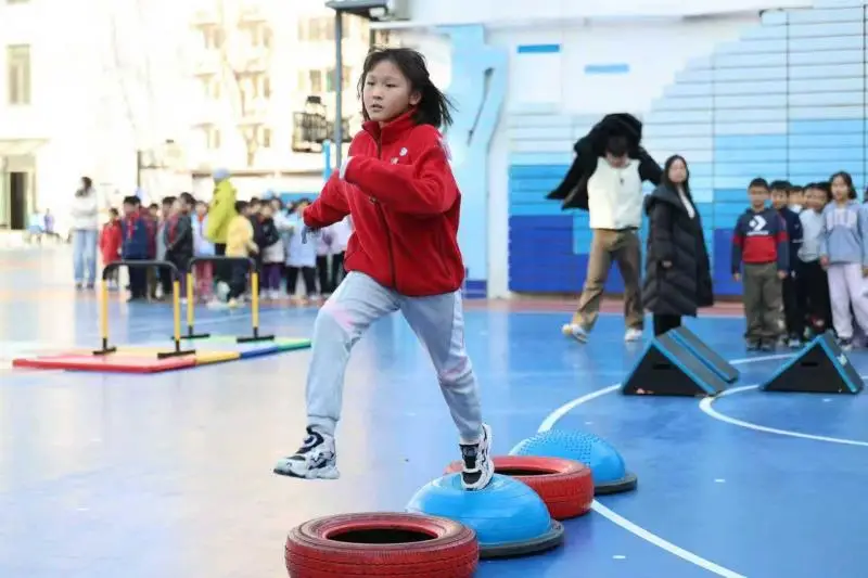 北京市青少年科学健身指导普及趣味运动会_体育趣味运动会策划书_和平里第一小学青少年体育活动