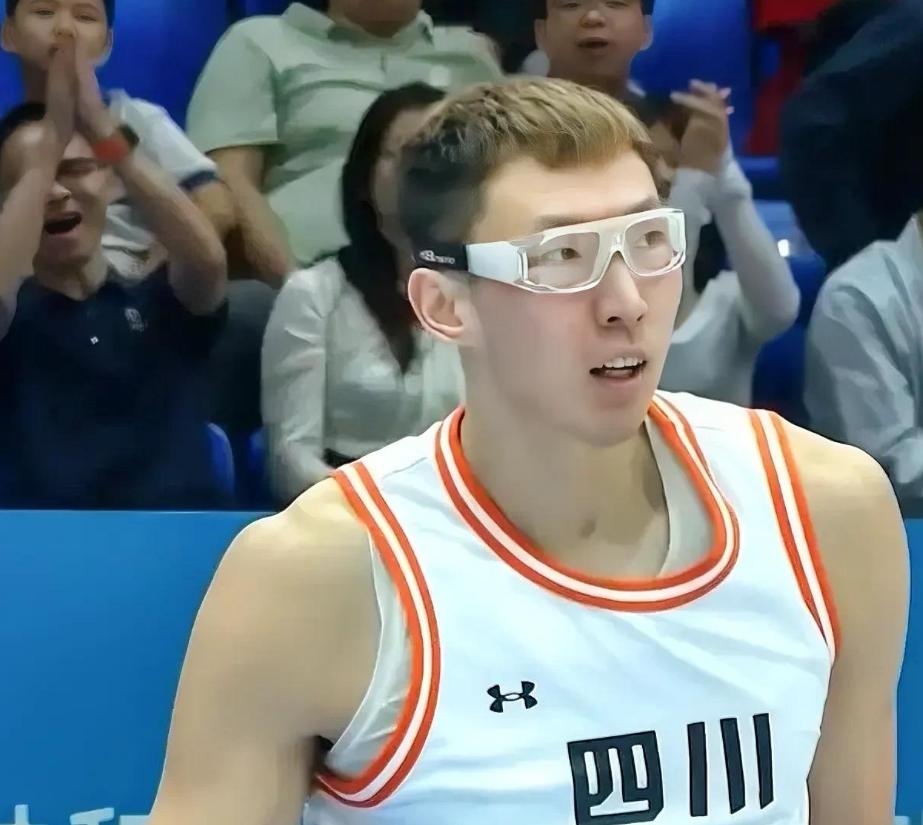 2025年全运会男篮八强名单_辽宁男篮队员名单2025_辽宁广东四川三队晋级