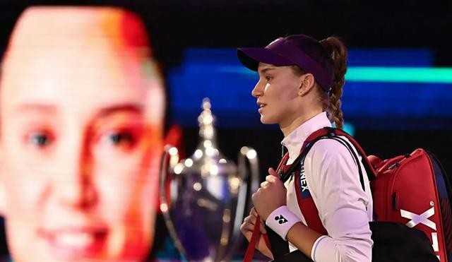 网球大师赛积分_网球莱巴金娜排名上升_郑钦文积分掉落