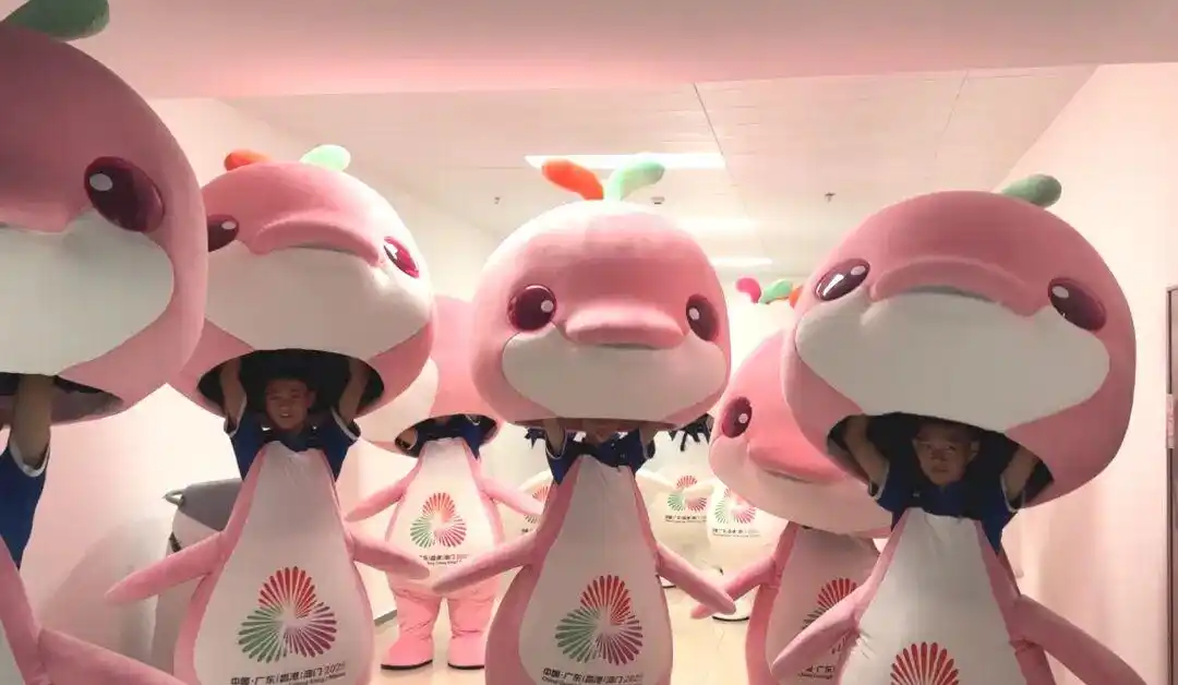 全运会“大湾鸡”爆火！扮演者是武校少年 校方：很蒙，没想到会这么火