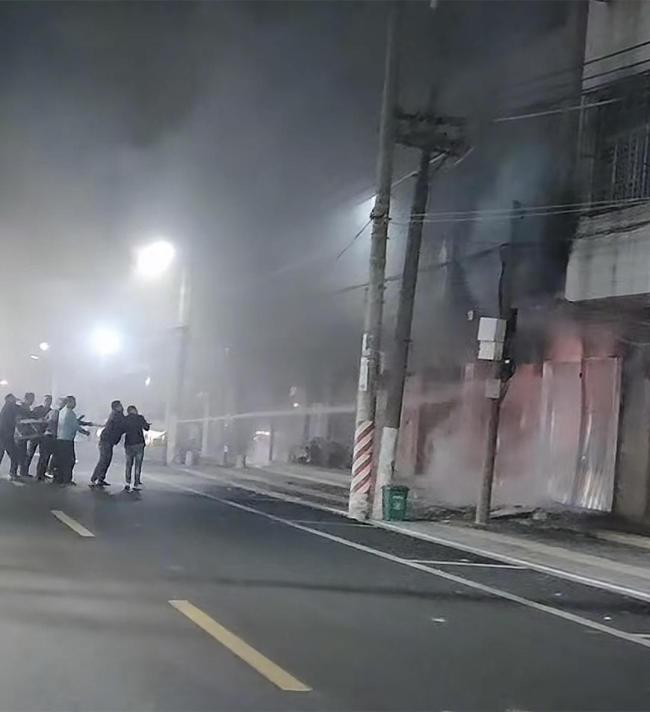 广东致12死火灾：10岁女孩冒火逃生 事故原因正彻查