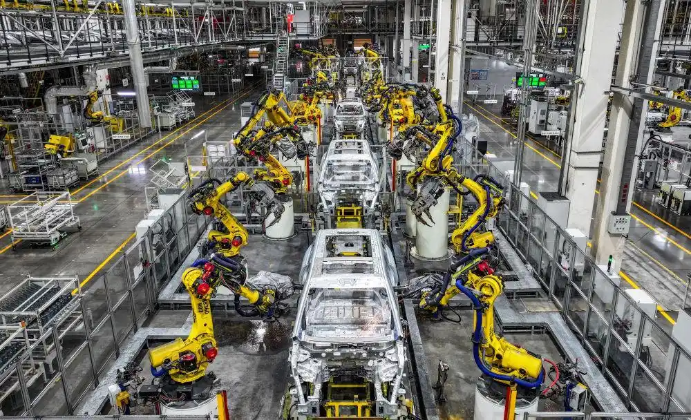 做强国内大循环_中国经济向世界提供“机遇清单”_中国高质量发展