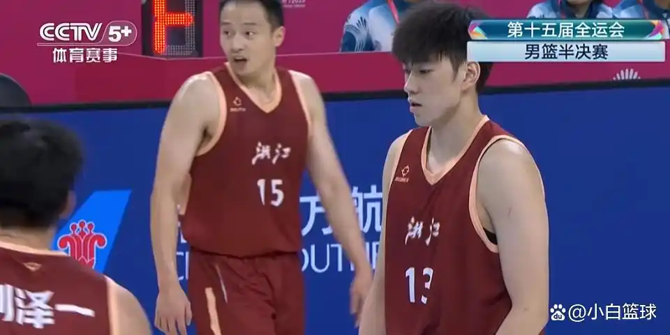 全运男篮-浙江4人得分上双胜四川进决赛 周琦空砍19+9_全运会男篮半决赛 浙江队险胜四川队 周琦失误