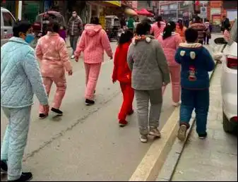 南方人过冬保命指南：扔掉夹棉睡衣_南方湿冷冬天怎么穿_南方冬天抗湿穿衣指南