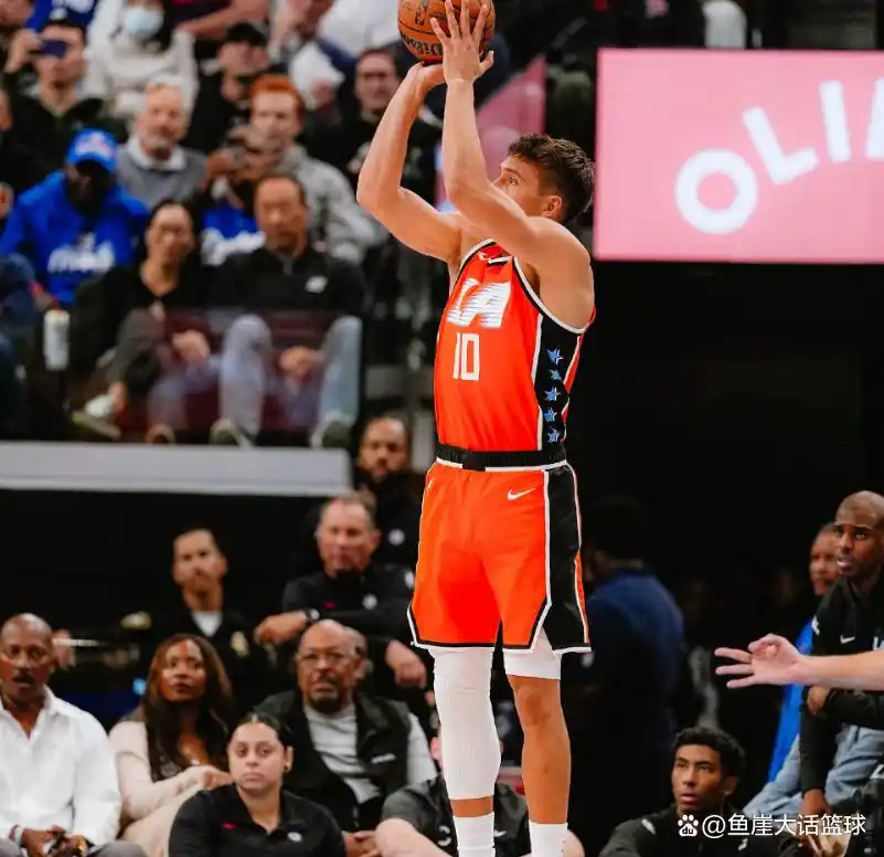 掘金约基奇表现_约基奇赛季新高55+12+6哈登23+8 掘金送快船6连败_掘金快船比赛结果