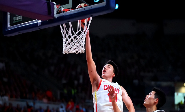 韩国男篮国家队名单_韩国男篮对阵中国队_李贤重崔俊龙梁洪硕