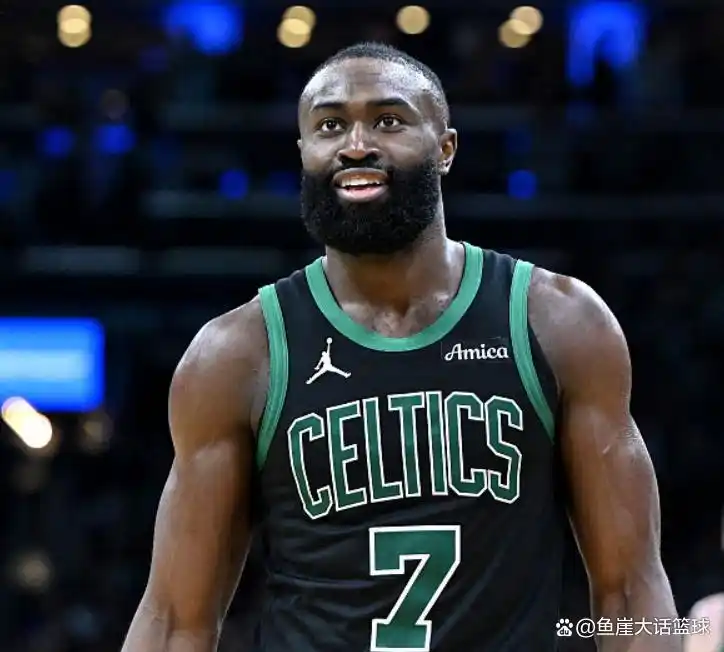 凯尔特人三分命中率分析_凯尔特人快船比赛战报_布朗33+12哈登空砍37+7+8 凯尔特人险胜快船