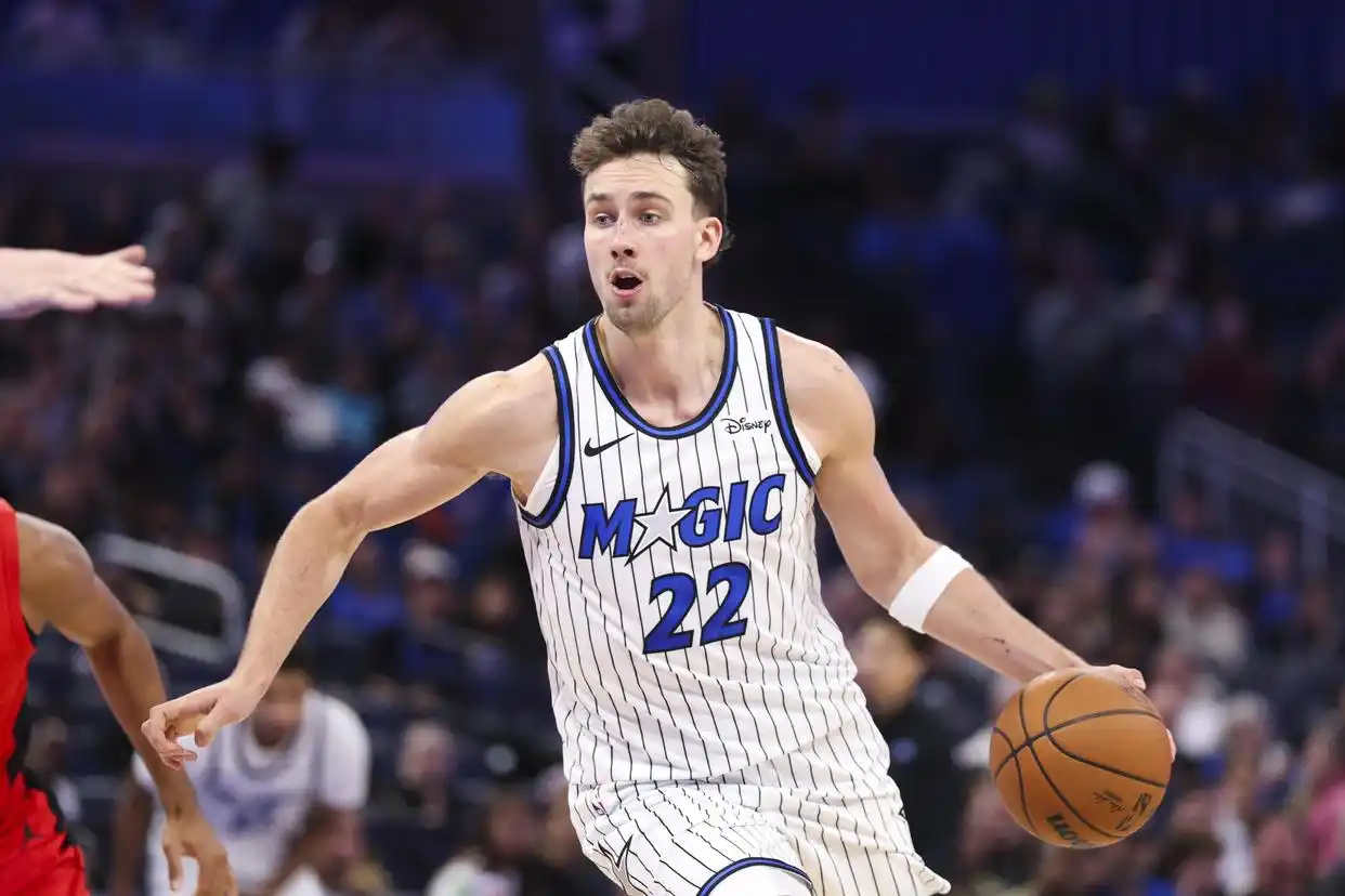 库里34+9，巴特勒33分，勇士不敌魔术