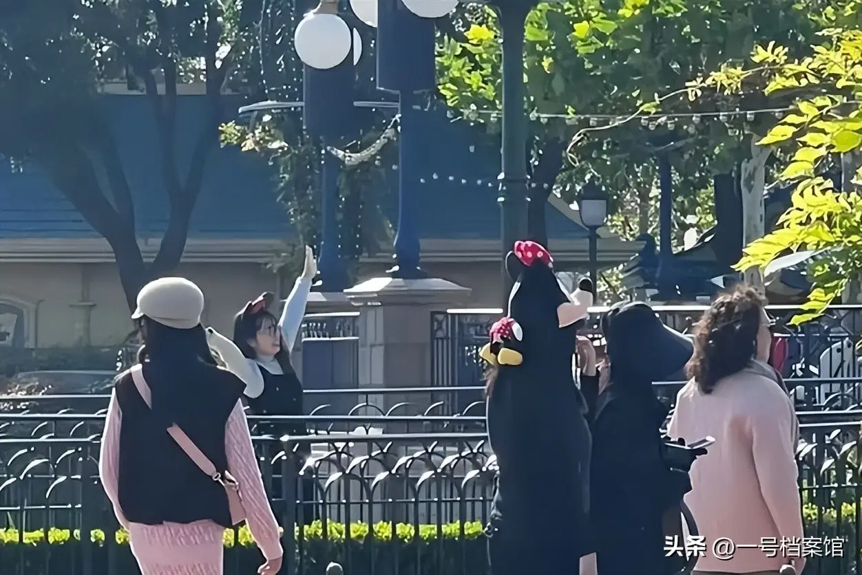 唐嫣罗晋商业关联消失_罗晋苗圃离婚原因_罗晋父亲去世