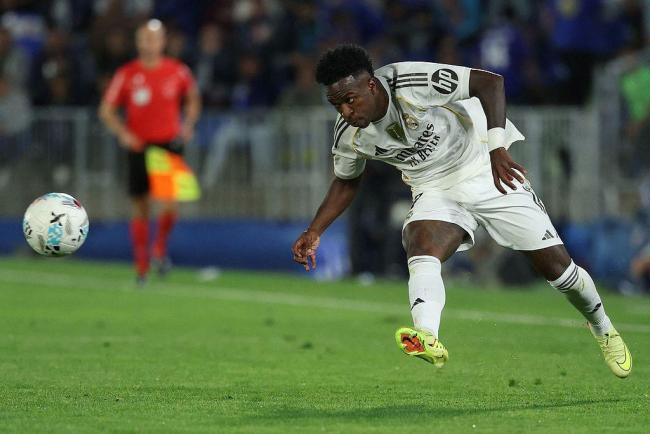 利物浦主场1比2不敌曼联 迎来4连败