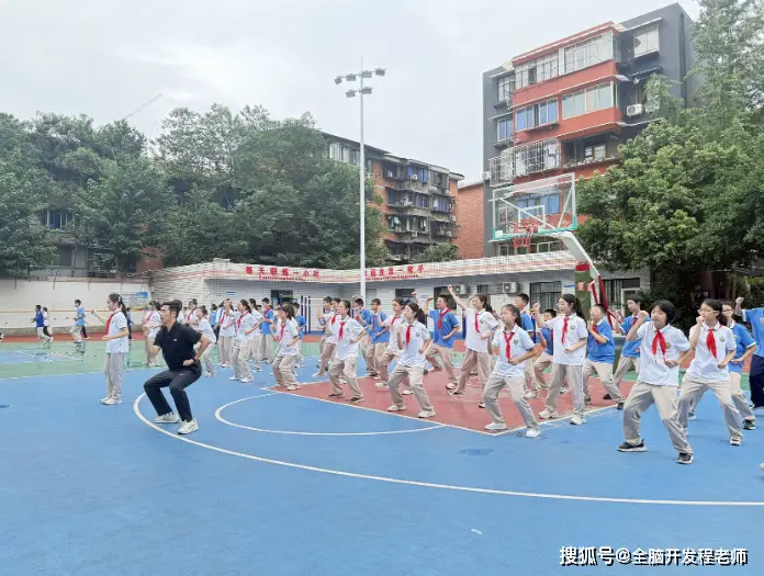 贯通班招生标准_成都小初高贯通培养_教育局：成都试点取消中考系误读