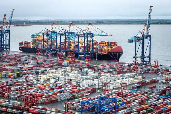 中国超越美国成德国最大贸易伙伴_德国对华贸易逆差_关税致美失去德最大贸易伙伴地位