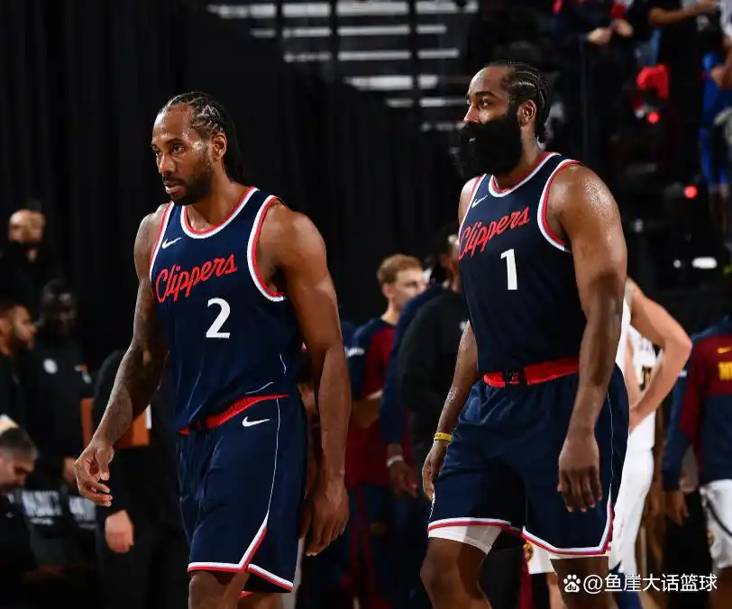 爵士对阵快船_哈登15+11伦纳德10分 快船大比分不敌爵士_快船休赛期引援分析