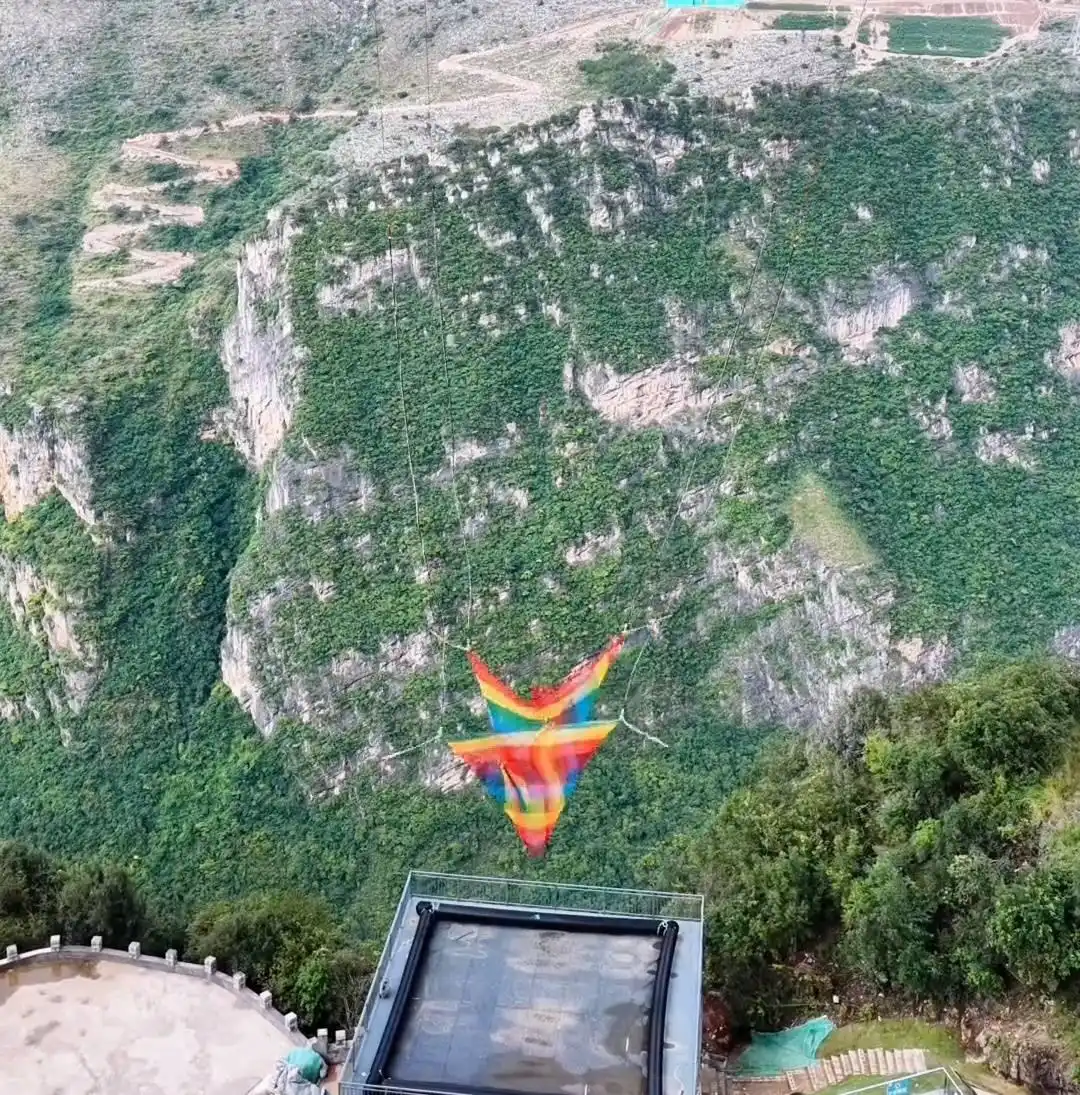 贵州“无绳蹦极”被叫停_贵州花江峡谷大桥无绳蹦极_无绳蹦极安全性评估
