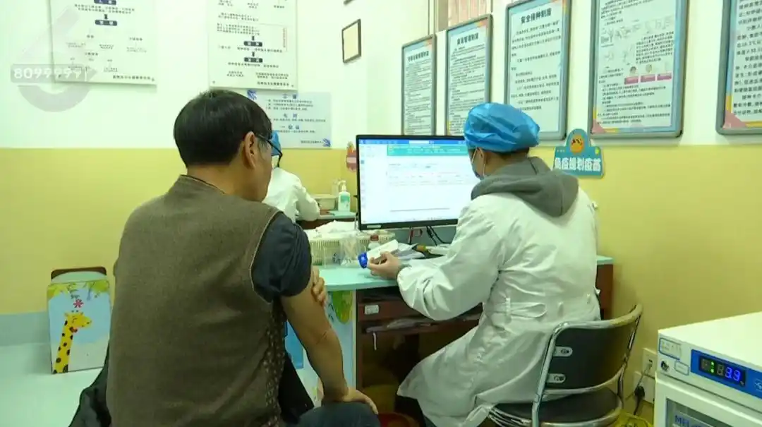 H3N2流感病毒活动特点_有班级因流感半数请假学生停课_呼吸道合胞病毒婴幼儿感染症状