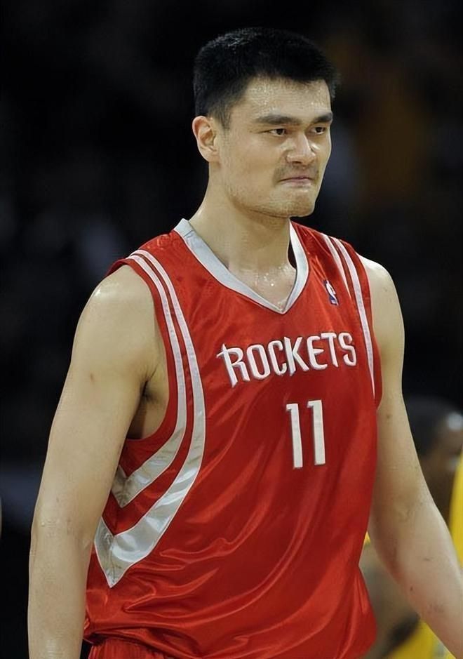 中国球员NBA历史_杨瀚森NBA首秀_时隔6年又有中国球员进nba 上一位是火箭周琦