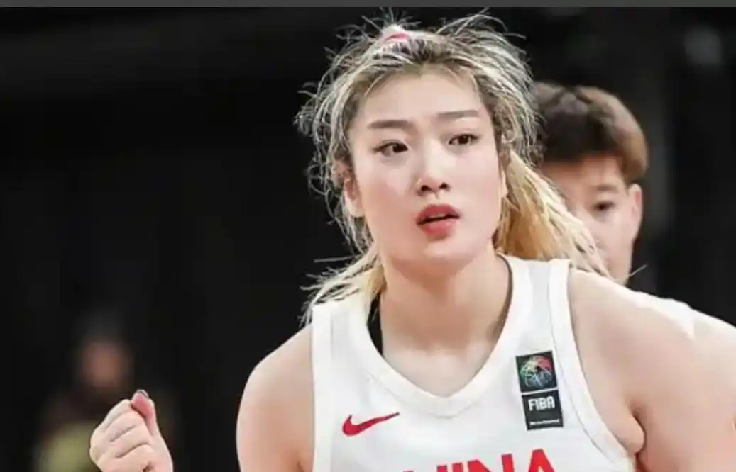 李梦宣布加盟新联赛_李梦官宣加盟全新女篮联赛 起始年薪为200万美元_WCBA新赛季变动