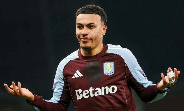 巴萨比利亚雷亚尔拉菲尼亚亚马尔_拜仁海登海姆斯塔尼西奇路易斯迪亚斯_曼联vs巴塞罗那