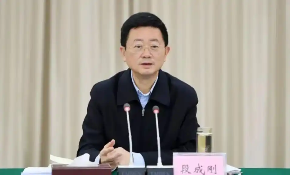 中央纪委国家监委纪律审查和监察调查_重庆市政府党组成员、副市长江敦涛被查_江敦涛被查 重庆：坚决拥护中央决定