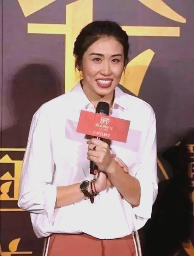 白浪 郎平女儿 美国国家队 金融行业_女排 安指导