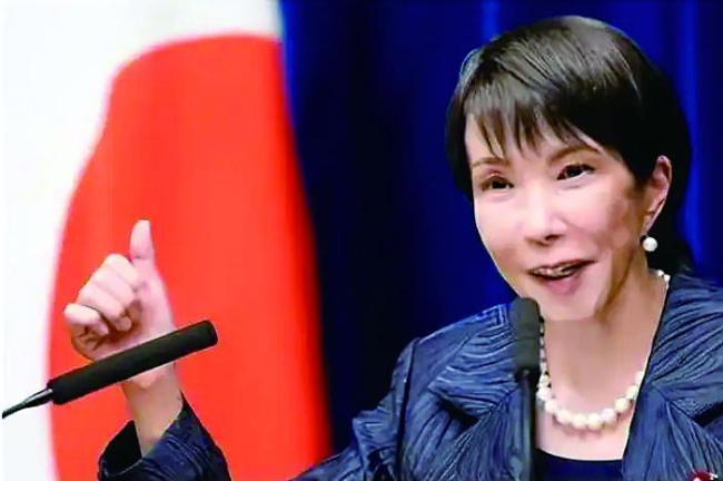 特朗普访日在美士兵面前即兴起舞 高市早苗迎外交大考