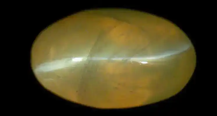 直播间卖水晶到底真假？鉴别指南来了_水晶颜色种类_水晶致色原因