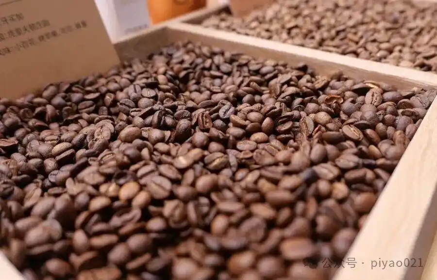 茶饮料咖啡因含量高_奶茶咖啡因含量超过咖啡_上海禁毒辟谣“奶茶等于准毒品”