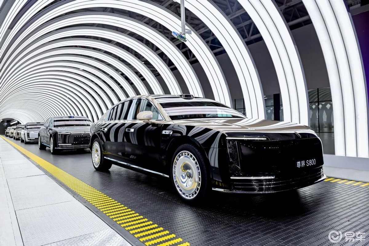 新能源汽车购置税政策调整_当“蔚小理”跌出头部：2026车企淘汰赛全面加速_中国汽车行业资本备粮