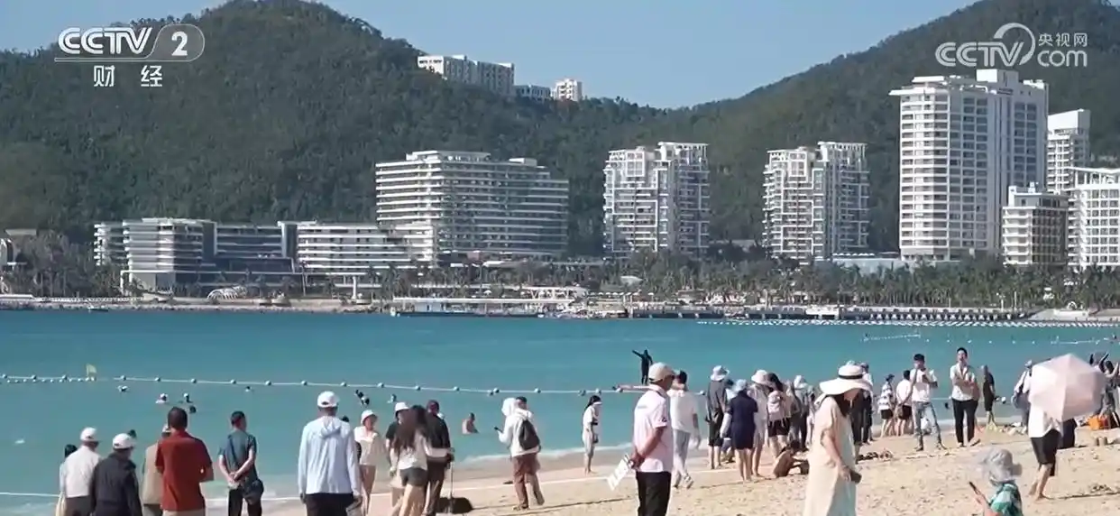 海南离岛免税购物金额_海南封关后首个假期三亚入境客增5倍_海南自由贸易港全岛封关