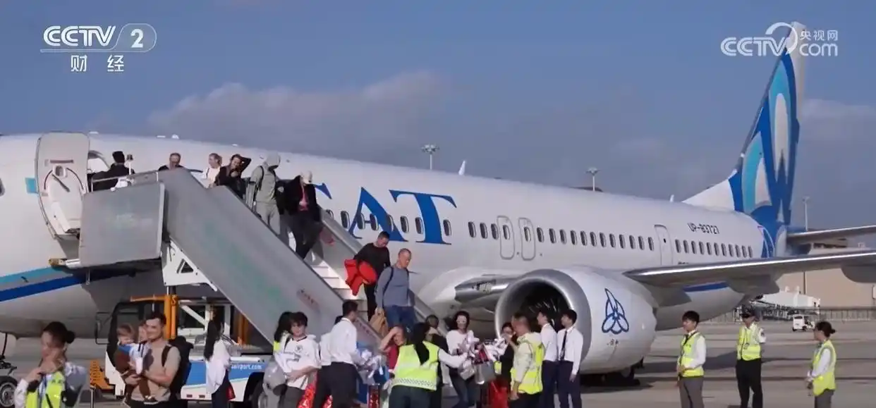 海南封关后首个假期三亚入境客增5倍_海南自由贸易港全岛封关_海南离岛免税购物金额