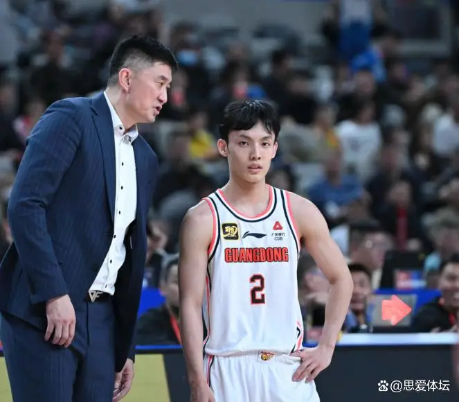 广州亚运会男篮颁奖仪式_广州亚运会中国男篮名单_广州亚运会中国男篮