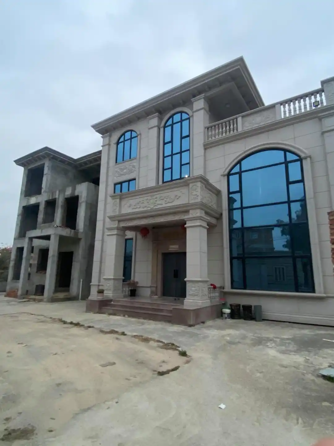 施纯芳被遣返回国_菲律宾绑架杀人嫌疑人施纯芳_福建商人在菲律宾绑架杀害多名同胞