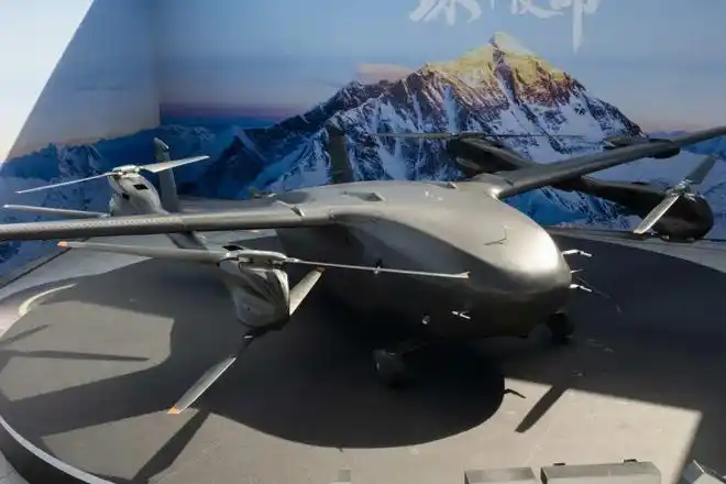 大疆 EV50 珠峰北坡科考数据采集_大疆无人机飞抵8861米高空超过珠峰_大疆 FC100 珠峰南坡冰川运输