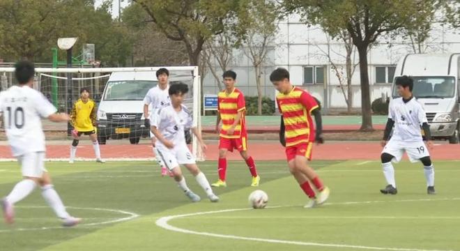崇明校园足球_校园足球赛规则_崇明青少年足球联赛