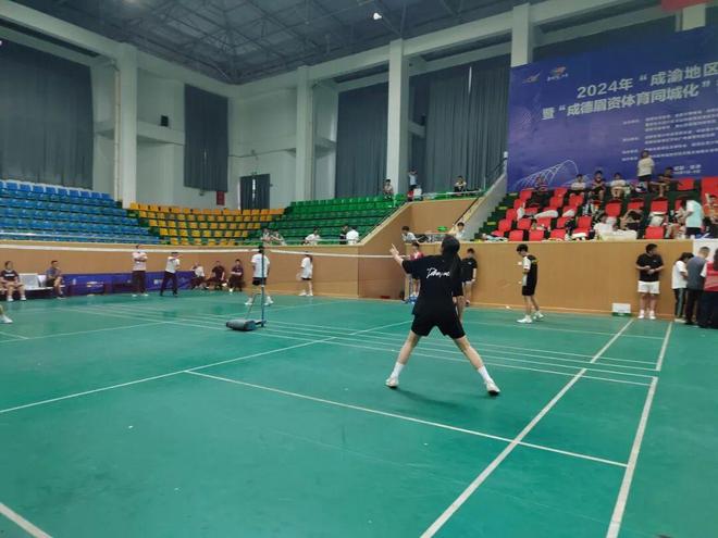 篮球跳高的技巧_篮球跳高训练方法视频_篮球跳高技巧